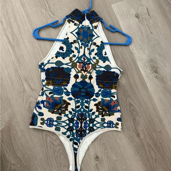Free People Intimately Printed Mock Neck Bodysuit | Size S - Picture 3 of 5